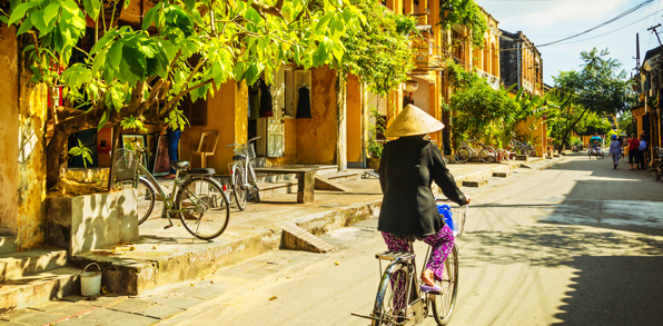 vietnam - hoi an_kvinde_cykel_03