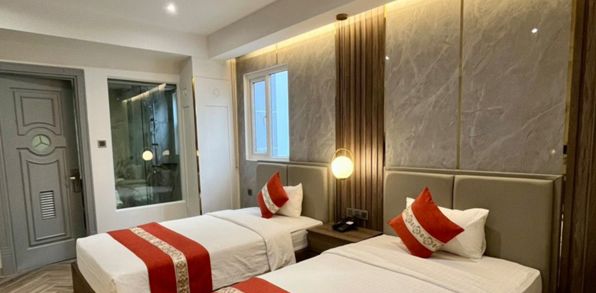 Acnos Hotel Room 4