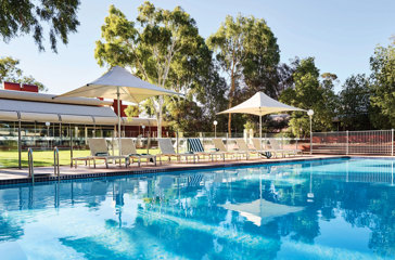 Desertgardens Pool 23