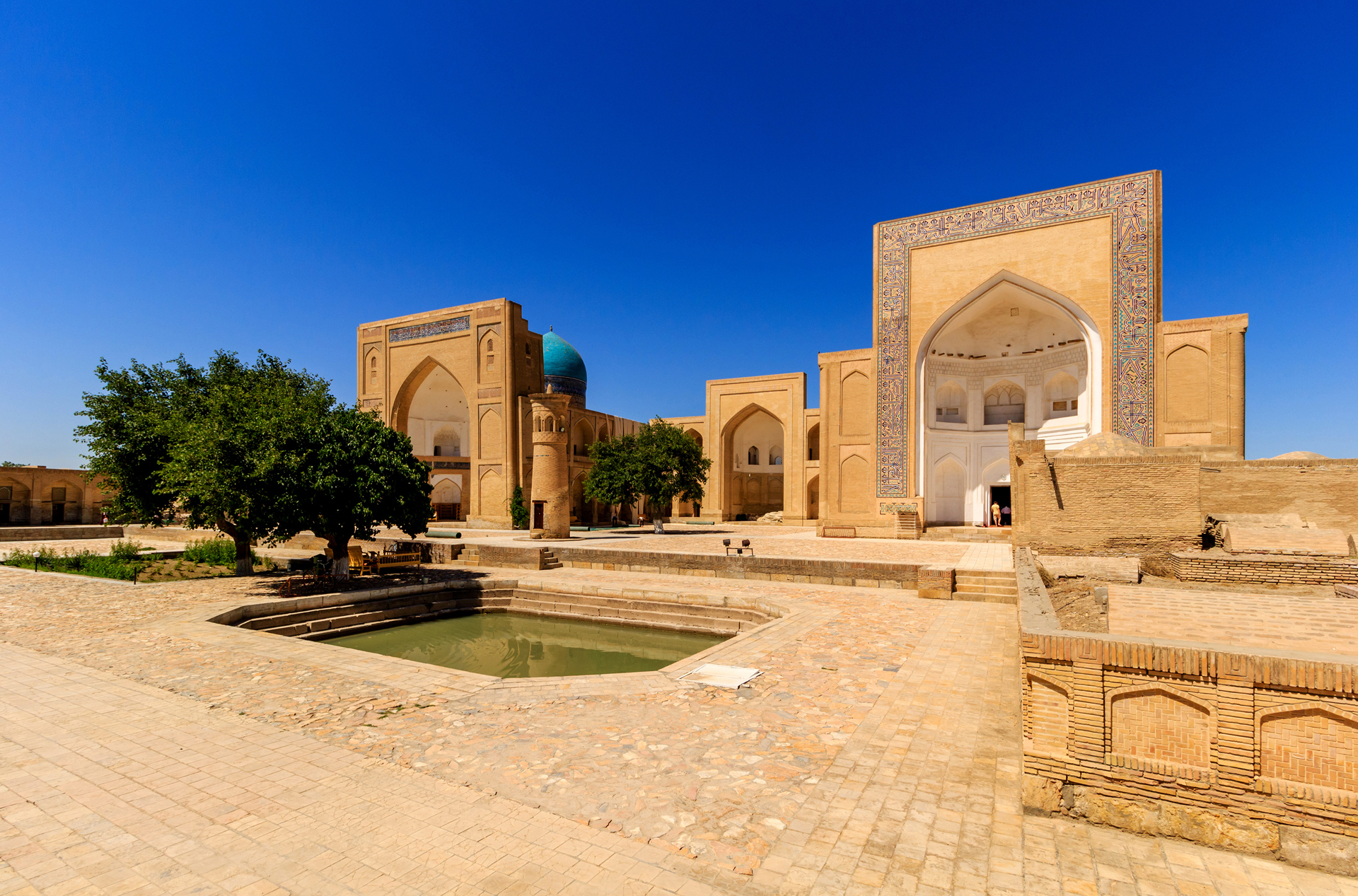 uzbekistan - bukhara_necropolis chor bakr