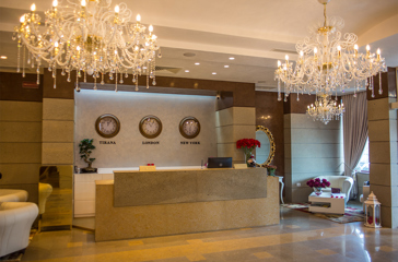 Hotel Opera Reception 01