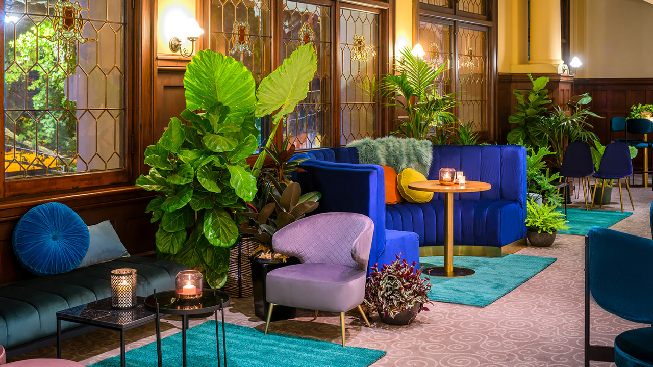 Melbourne Rendezvous Hotel Lobby 02