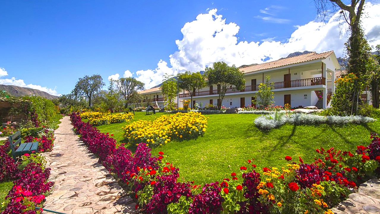 Hotel Agustos Urubamba Ext 01