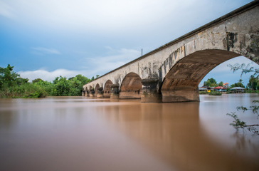 laos - khong island_bro_jernbane_01