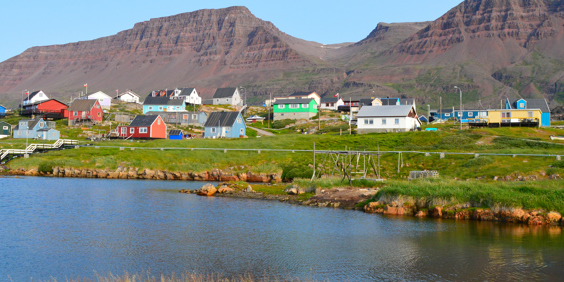 Qeqertarsuaq_by_01