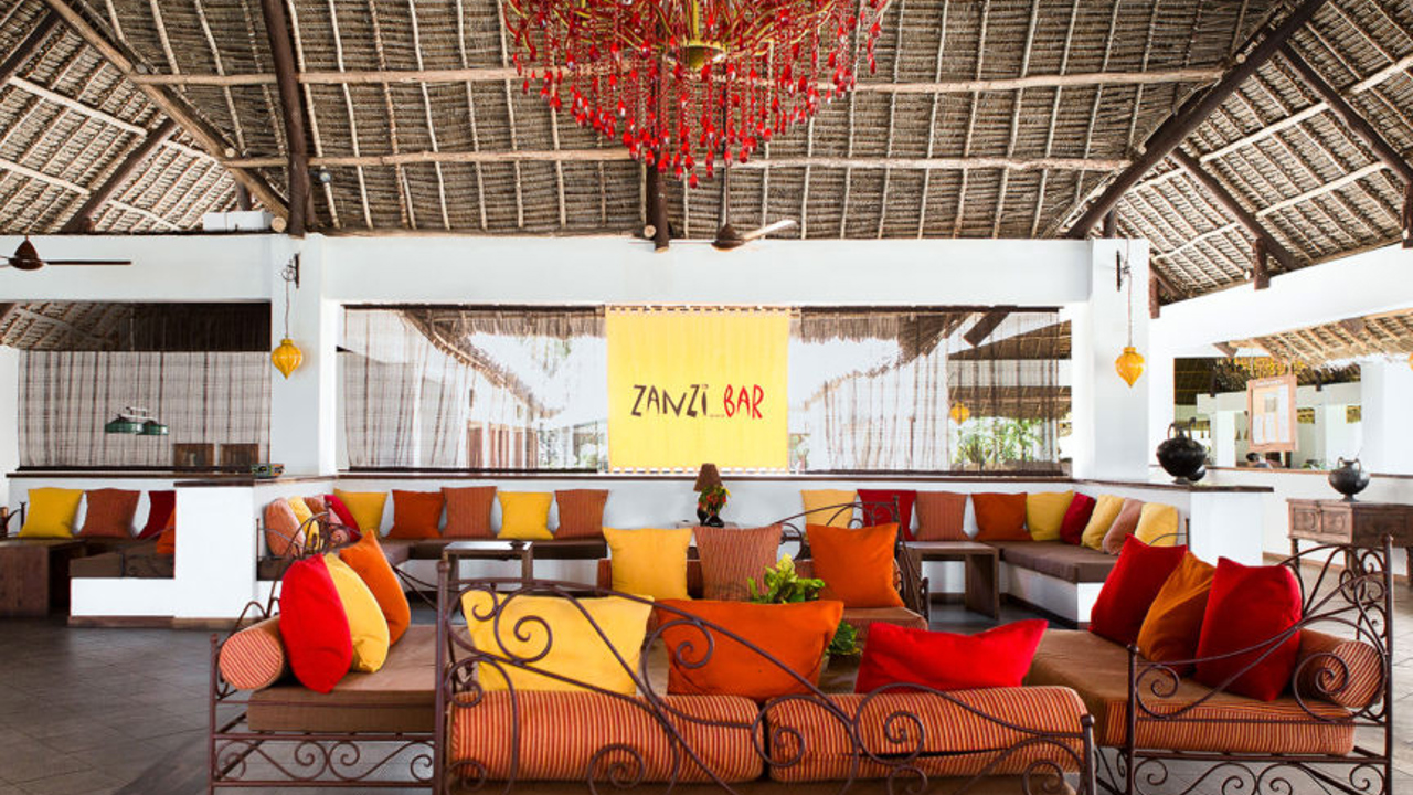 karafuu resort_bar_01