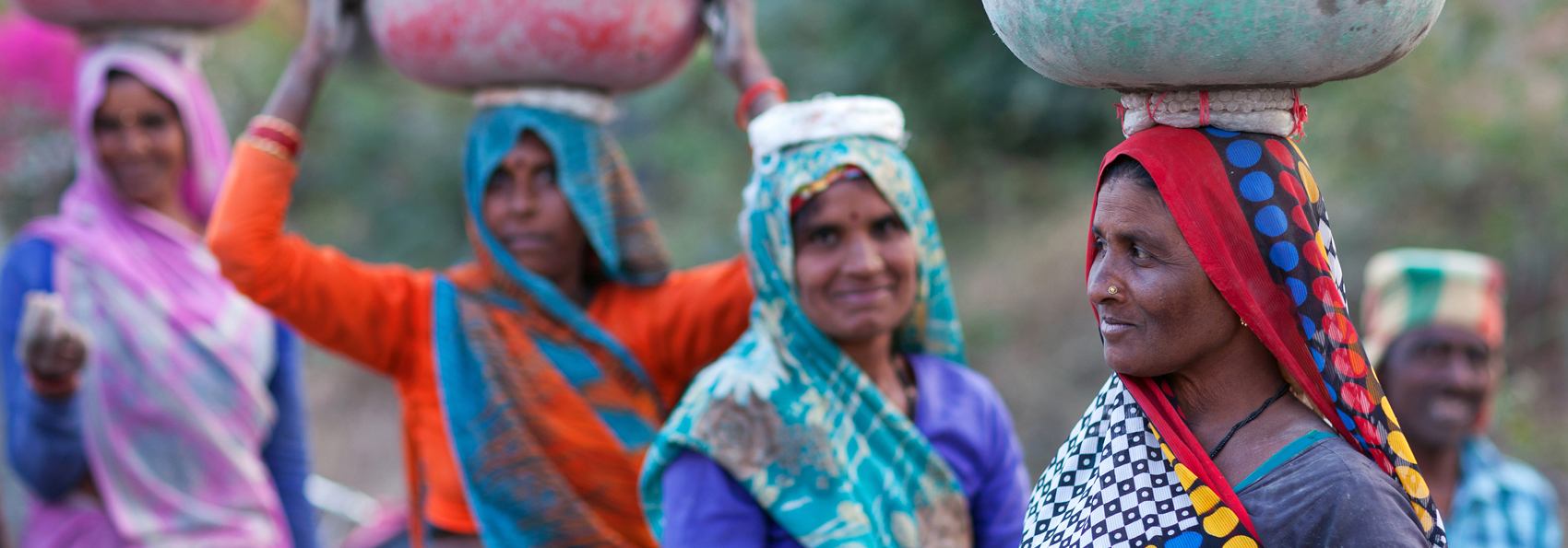 indien - khajuraho_befolkning_kvinder_01