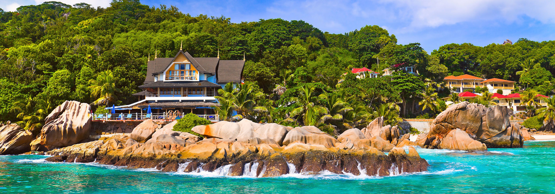 Masonstravel Patatran Front View