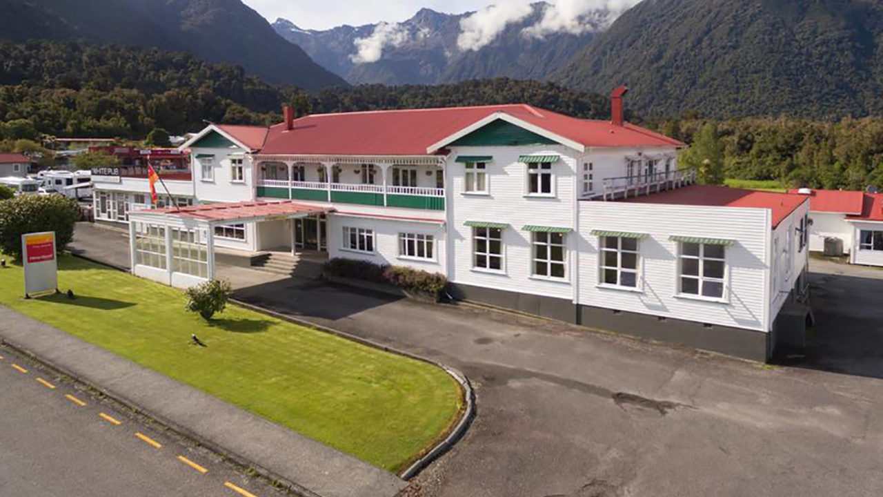 new zealand - fox glacier - heartland hotel fox glacier_01