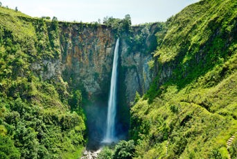 Indonesien - sumatra_sipisopiso_vandfald_03