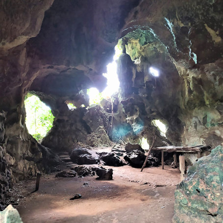 borneo agop batu tulug_caves