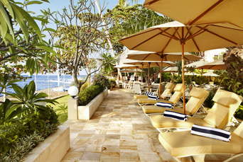 bali - lovina - the lovina_liggestole strand