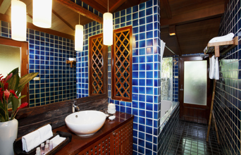 thailand - koh_chang_centara_deluxe cabana bathroom_01