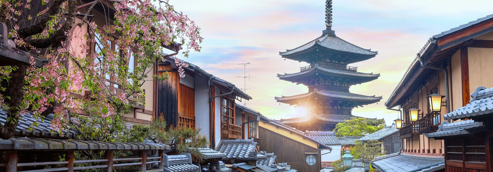 Kyoto Old Town Higashiyama And Pagoda