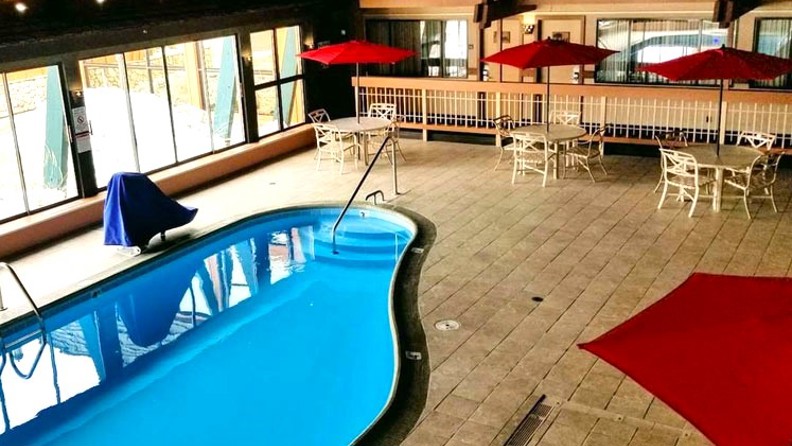 Best Western Sheridan Center Pool 01 (1)