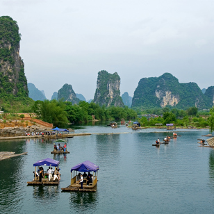 Sejlads, cykling og vandreture ved og på Li-floden