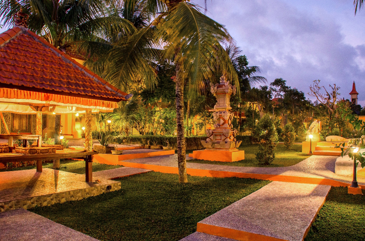 bali - green field hotel_lounge_02