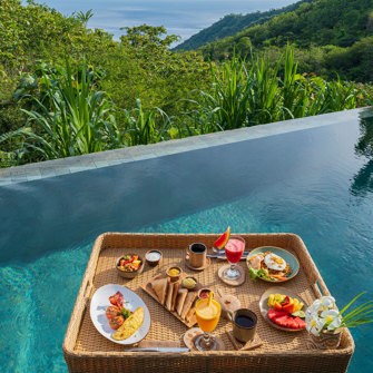Floating Breakfast2