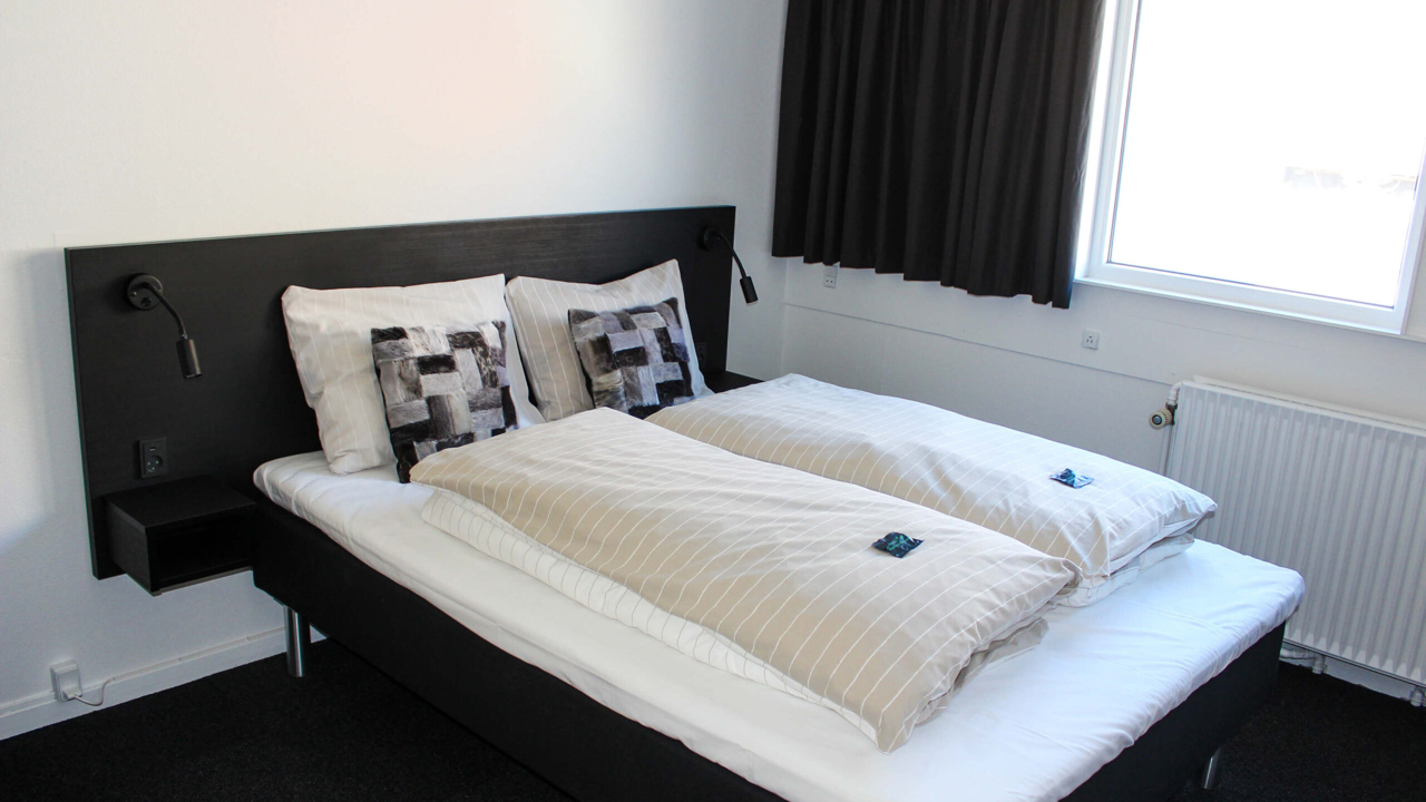 Hotel_kangerlussuaq_soveværelse_standard_01