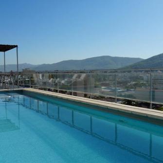 Design Suites Salta Pool