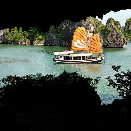 Vietnam - halong bugten_skib_04
