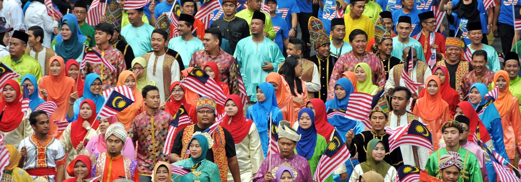 malaysia - kuala lumpur_befolkning_parade_uafhaengighedsdag_01