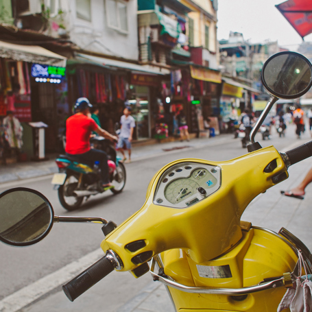 vietnam - hue scooter_01