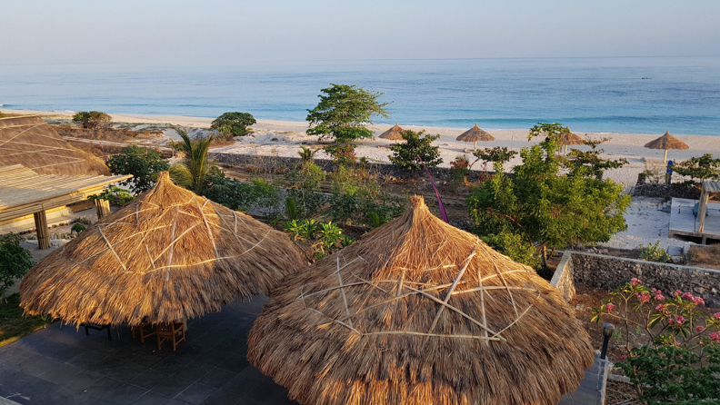 Bali Sumba Mario Hotel Strand 01