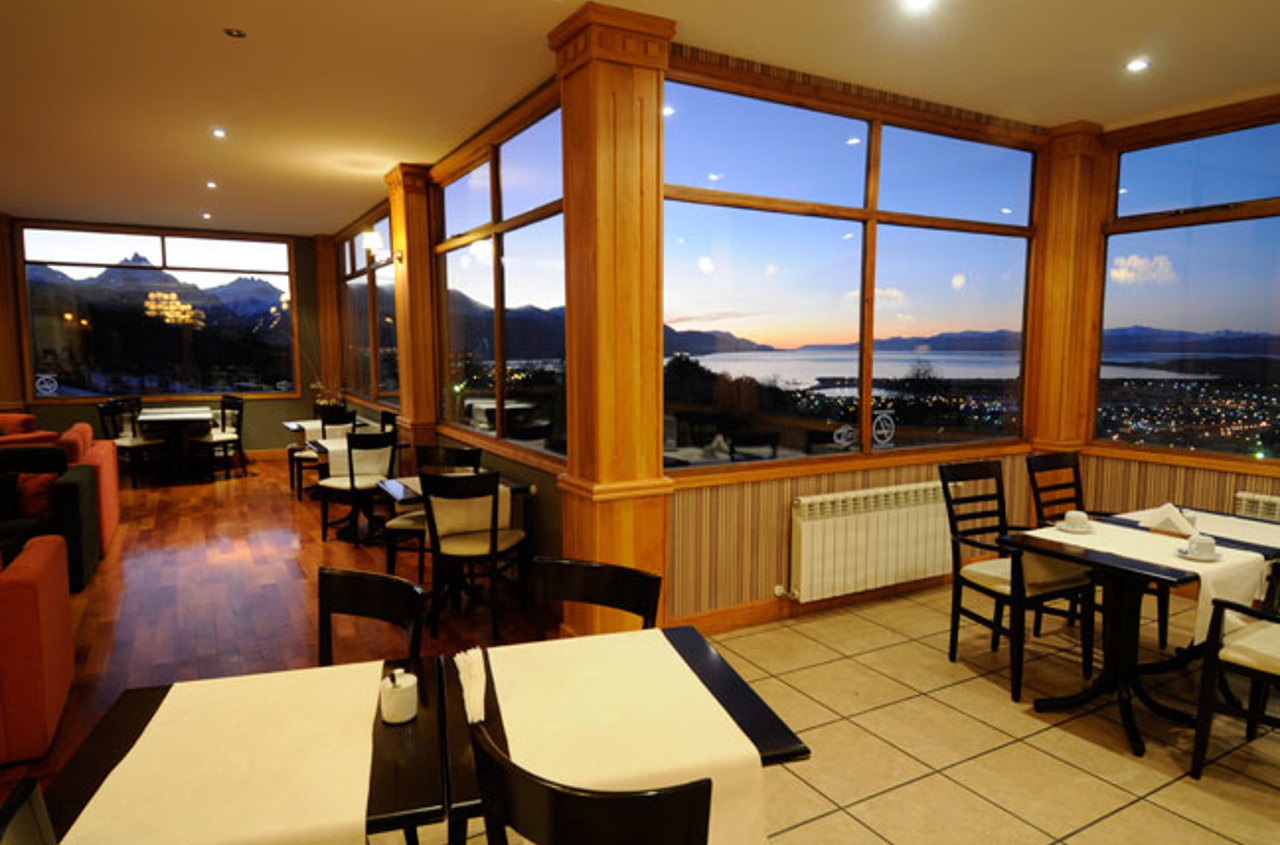 argentina - ushuaia - altos de ushuaia - hotel altos de ushuaia_the retaurant_01