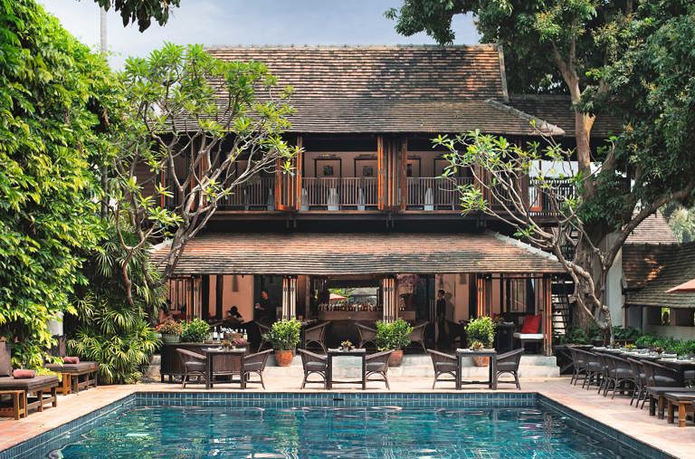 Swimming Pool+Ruen T