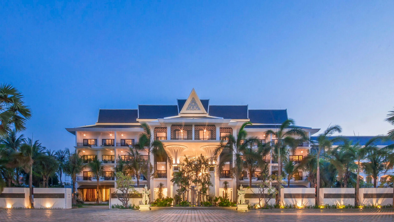 Lotus Blanc Resort Facade