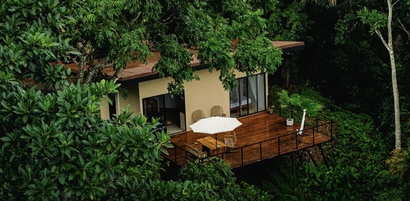 Hotel Maze Lodge 01