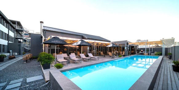 Kloof Street Hotel Pool 01