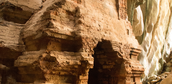 Kokmpot Phnom Cave 1018252098