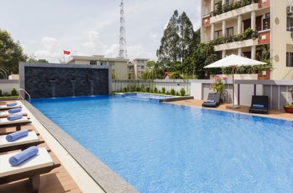 vietnam - tcc hotel_pool_01