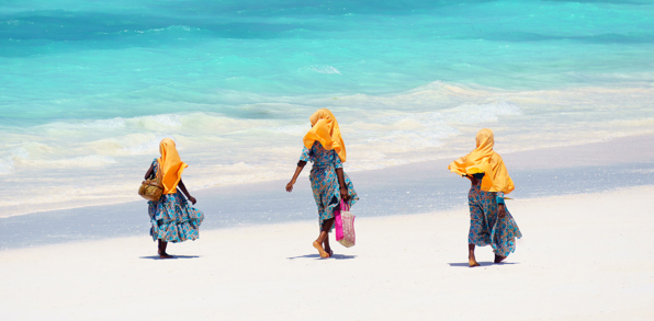 zanzibar_strand_befolkning_01
