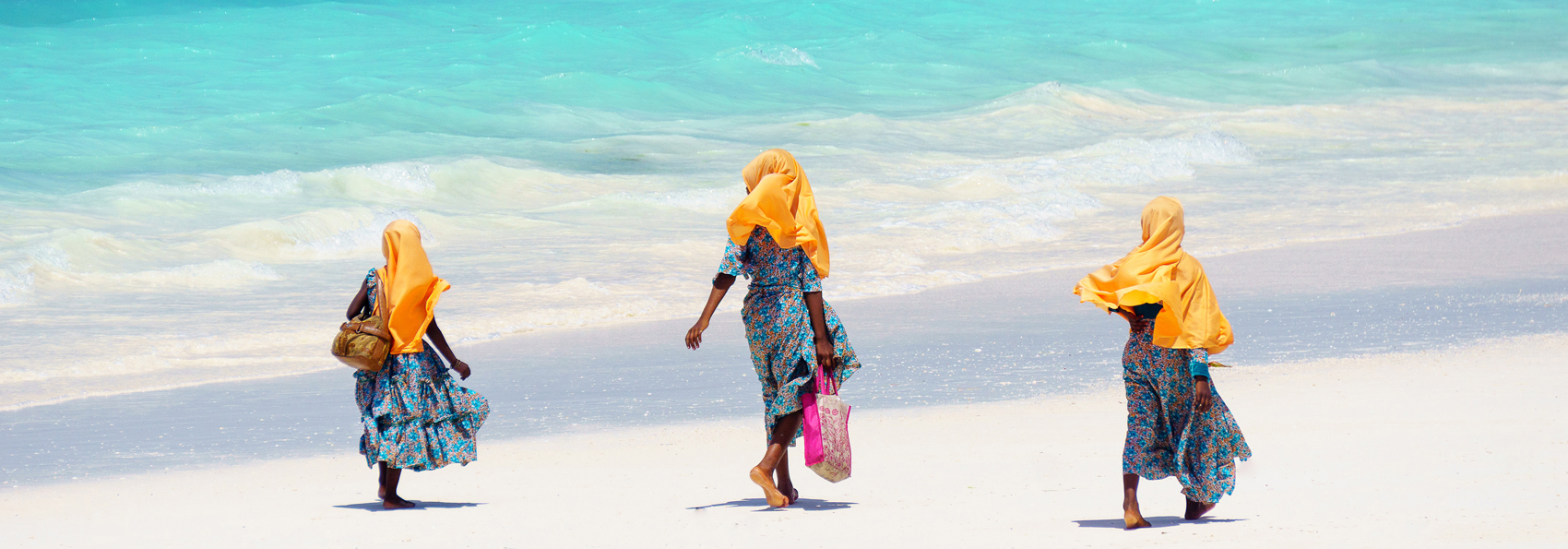 zanzibar_strand_befolkning_01