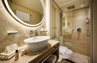 Ms Porto Mirante Toilet 01