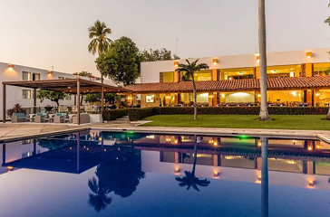 mexico - hotel posada real puerto escondido_pool_aften