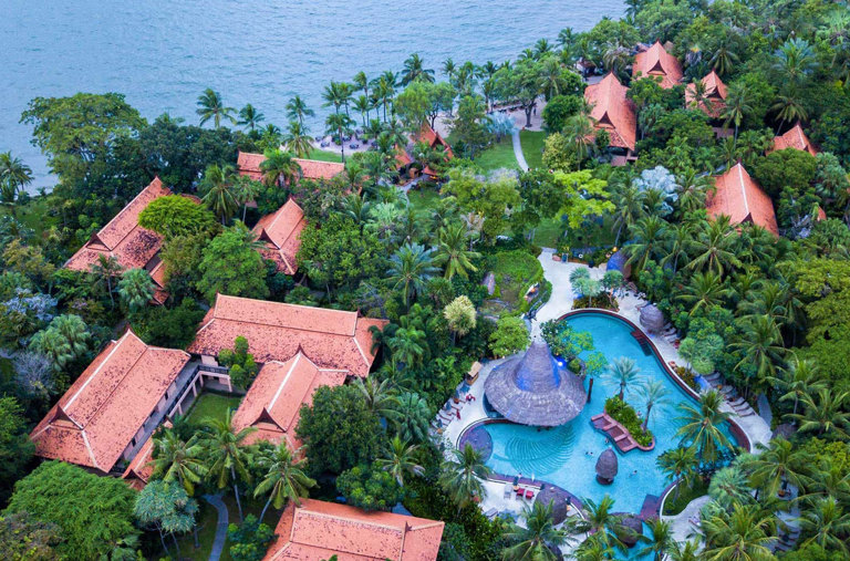 Anantara Hua Hin Overview
