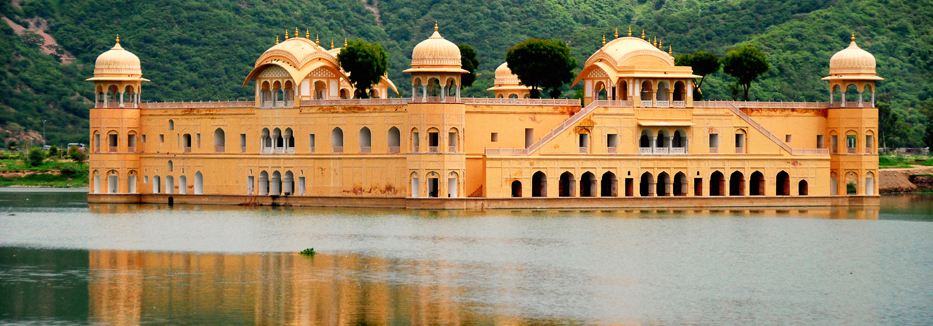 Indien - jaipur_water palace_01