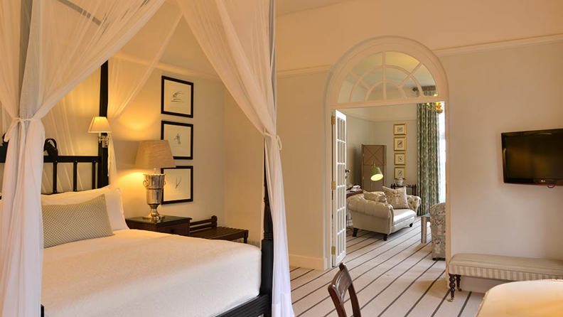 sydafrika - zimbabwe - victoria falls - victoria falls hotel_vaerelse 