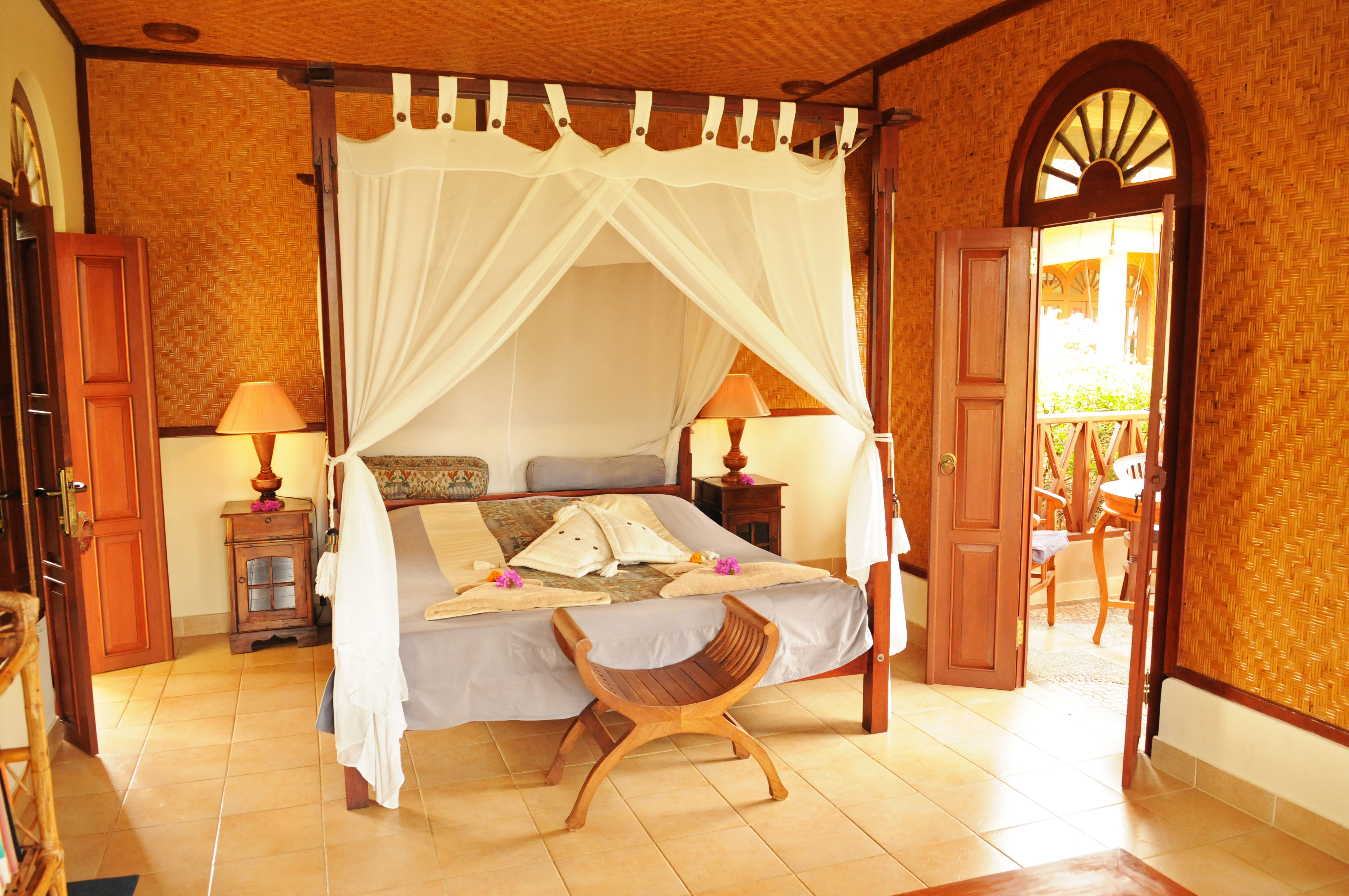 bali - lovina - villa rumah cantik_vaerelse_01