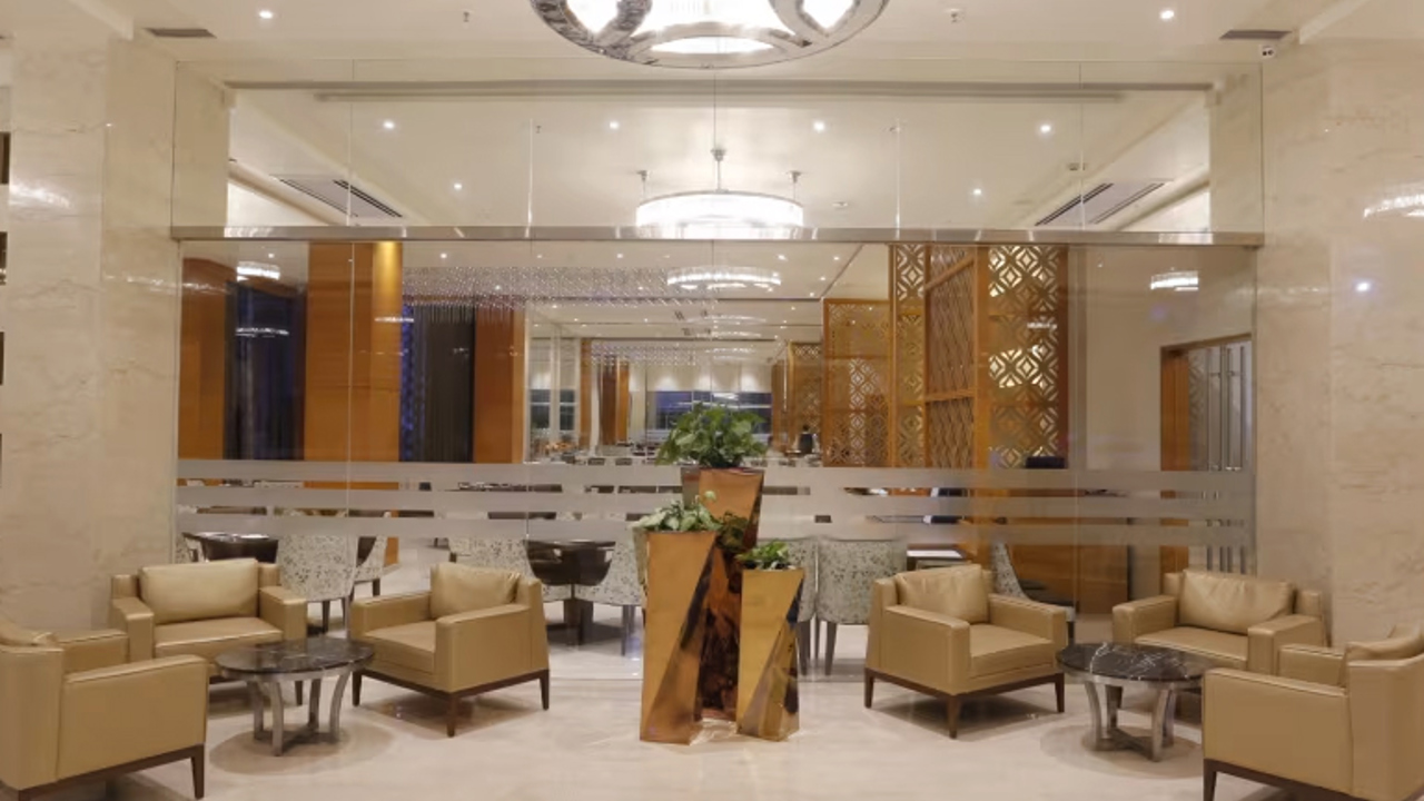 Nataraj Sarovar Portico Jhansi 01