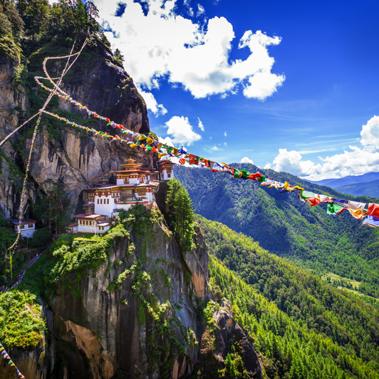 Bhutan, Tiger’s Nest er uden sammenligning det smukkeste og mest spektakulære tempel i Bhutan.