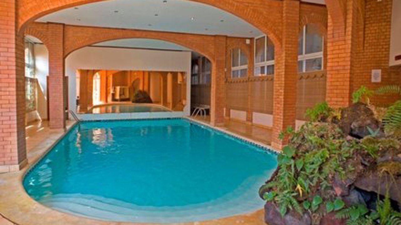 hotel zomatel_pool_01