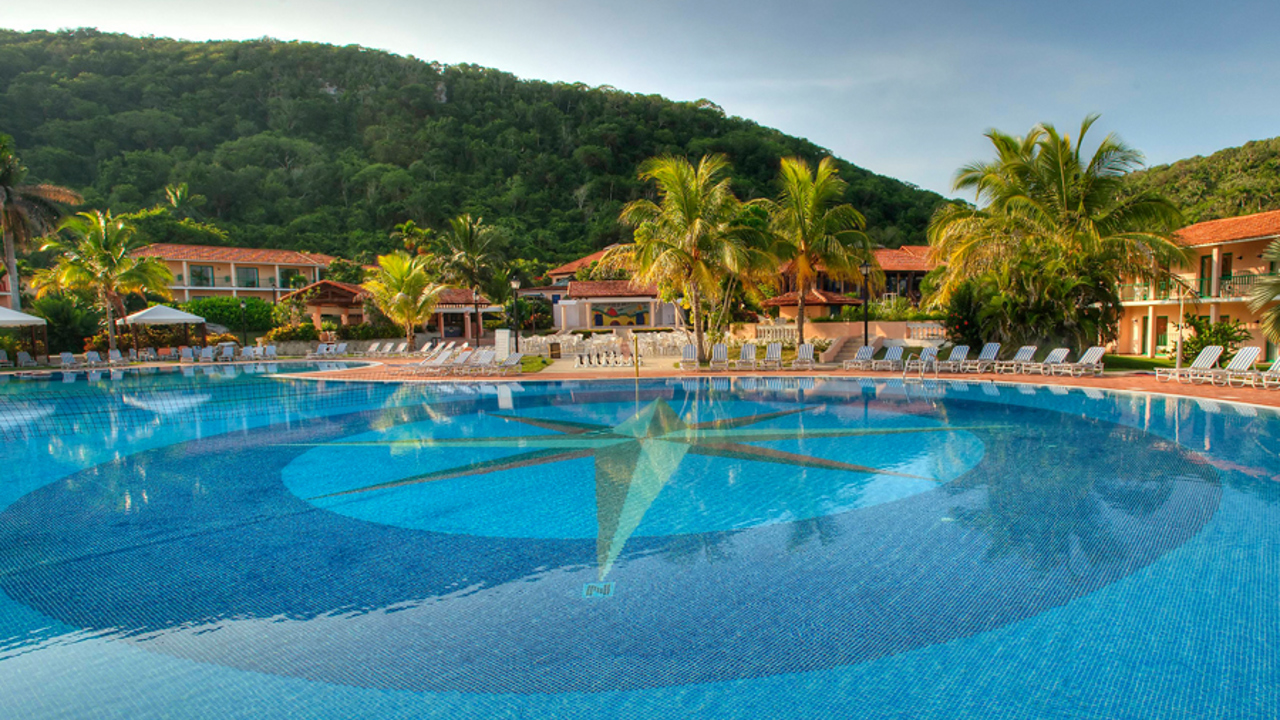 cuba - jibacoa - memories jibacoa_pool sunset