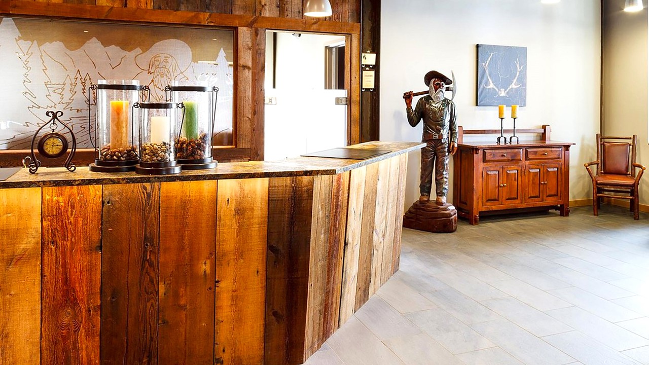 49Er Inn Suites Reception 01