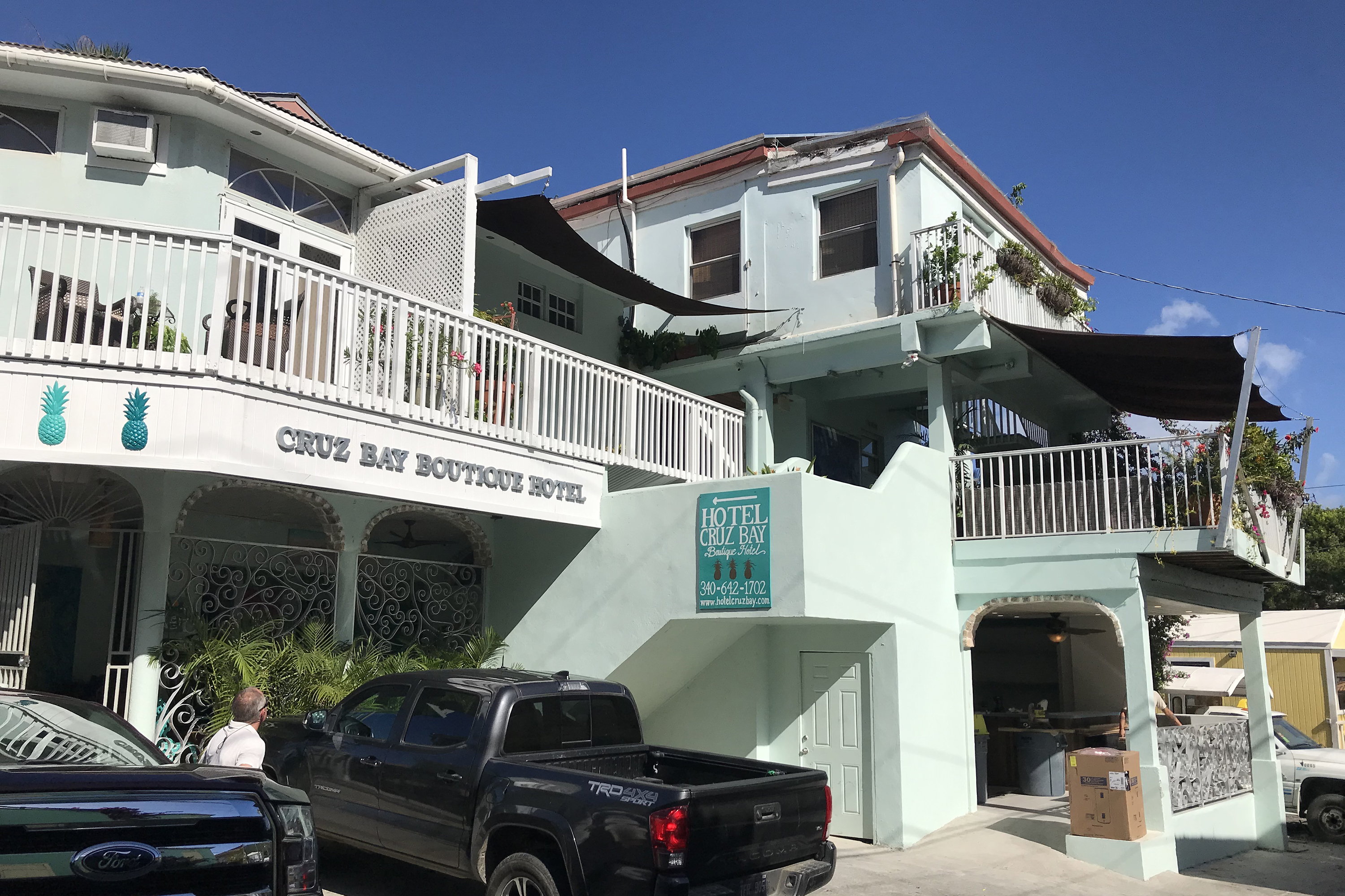 de vestindiske øer - st. john - cruz bay boutique_facade_02