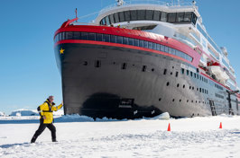 20191119 SEA ICE LANDING 2739 PRINT BYANDREAKLAUSSNER 8448737 Photo Andrea Klaussner